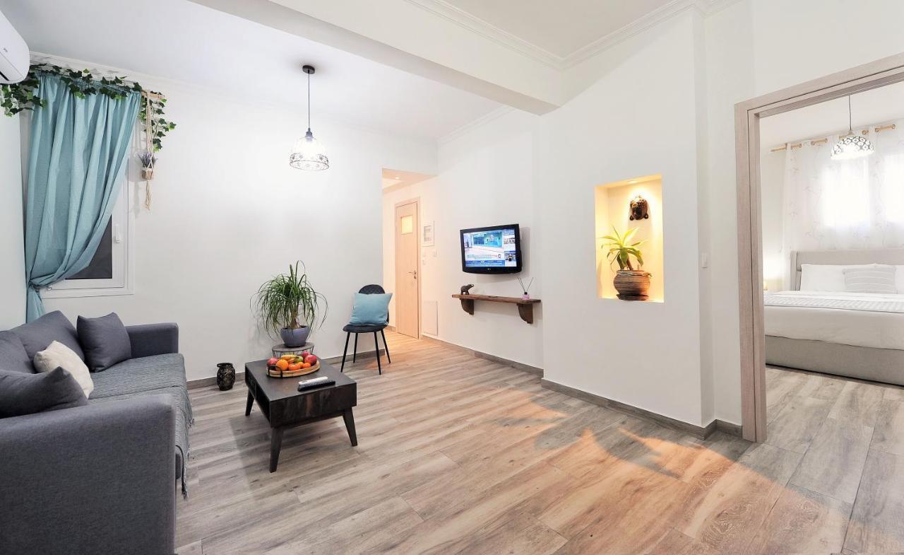 Bella Ciao Guest House Athena Bagian luar foto